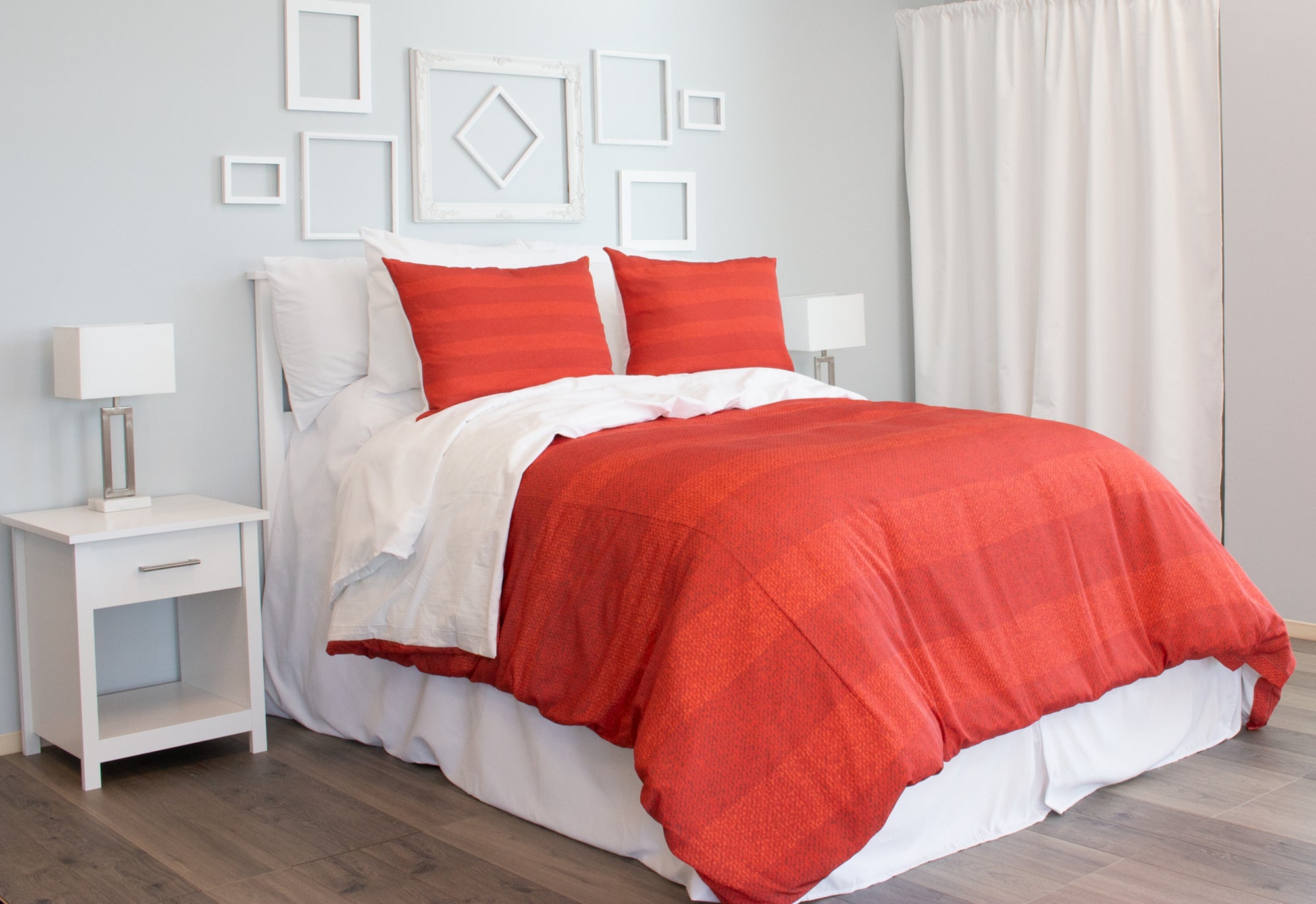 SquaredCharm Red Stripe Duvet Set - Joy