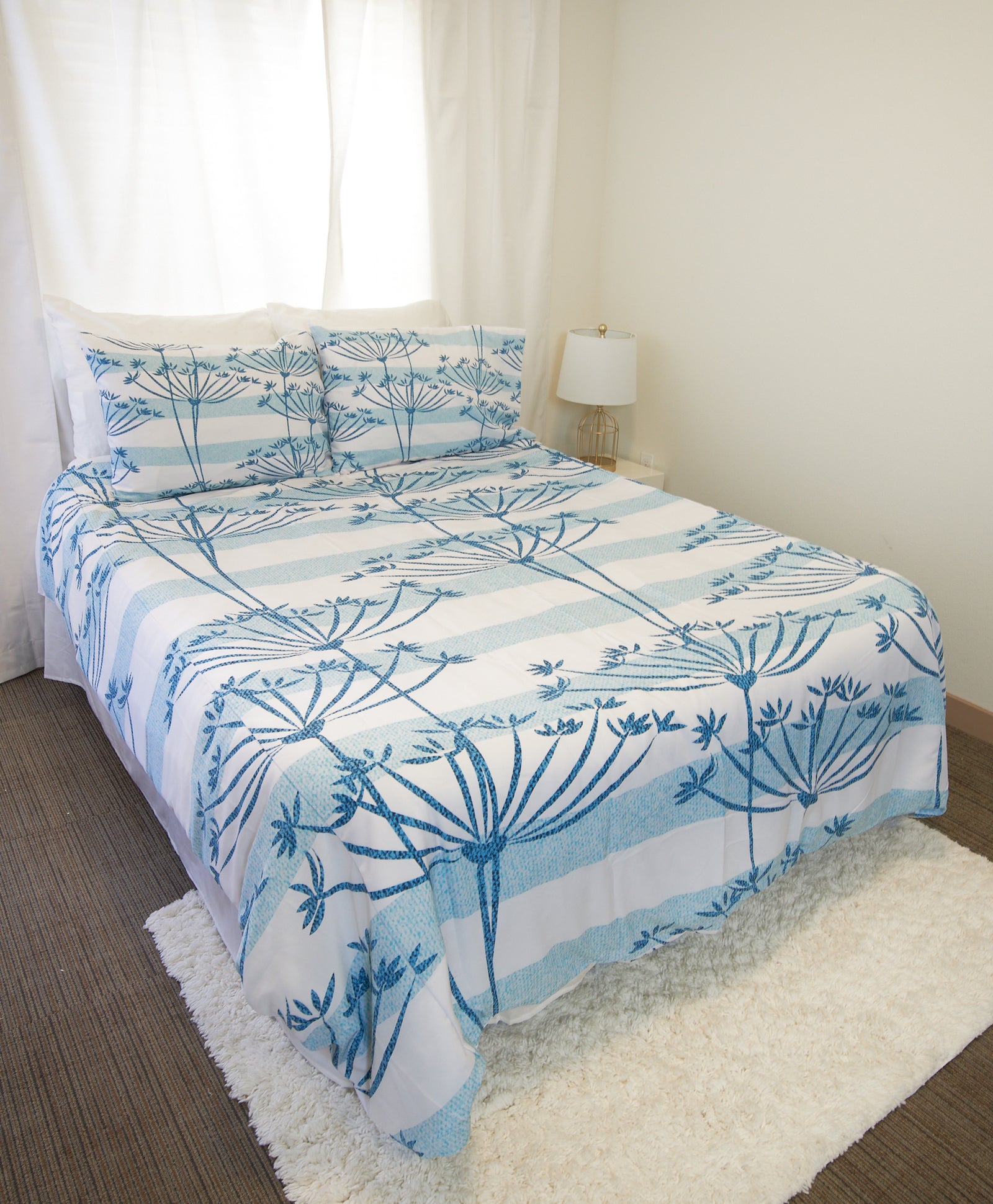 SquaredCharm Blue Umbrella Stripe Duvet Set - Calvin