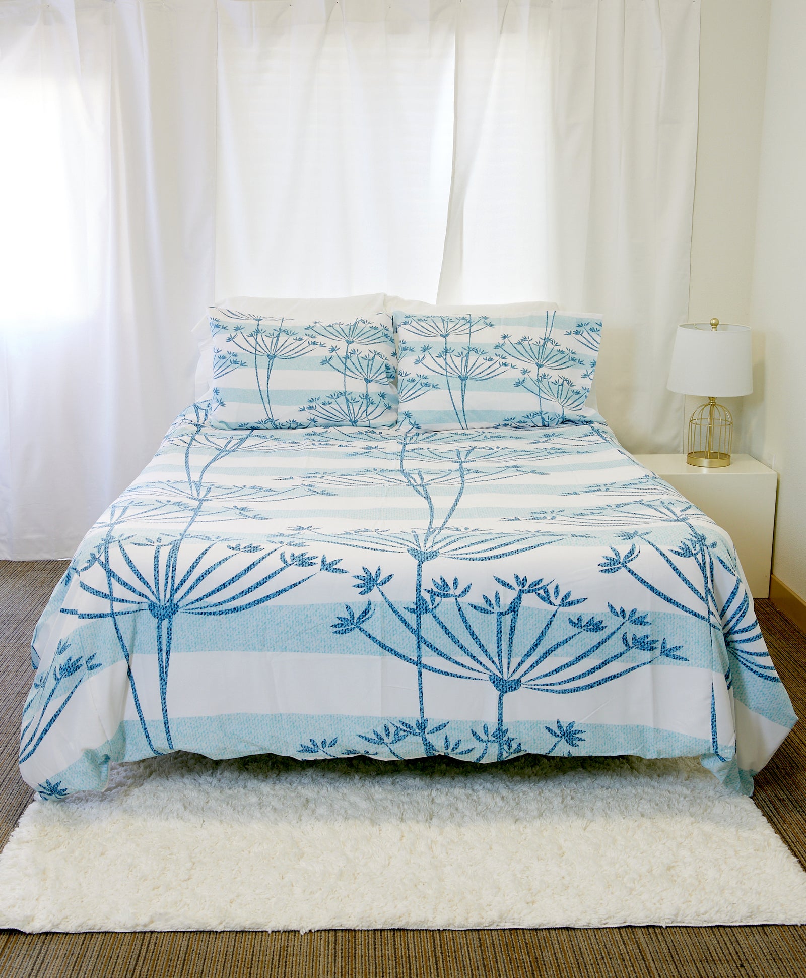 SquaredCharm Blue Umbrella Stripe Duvet Set - Calvin