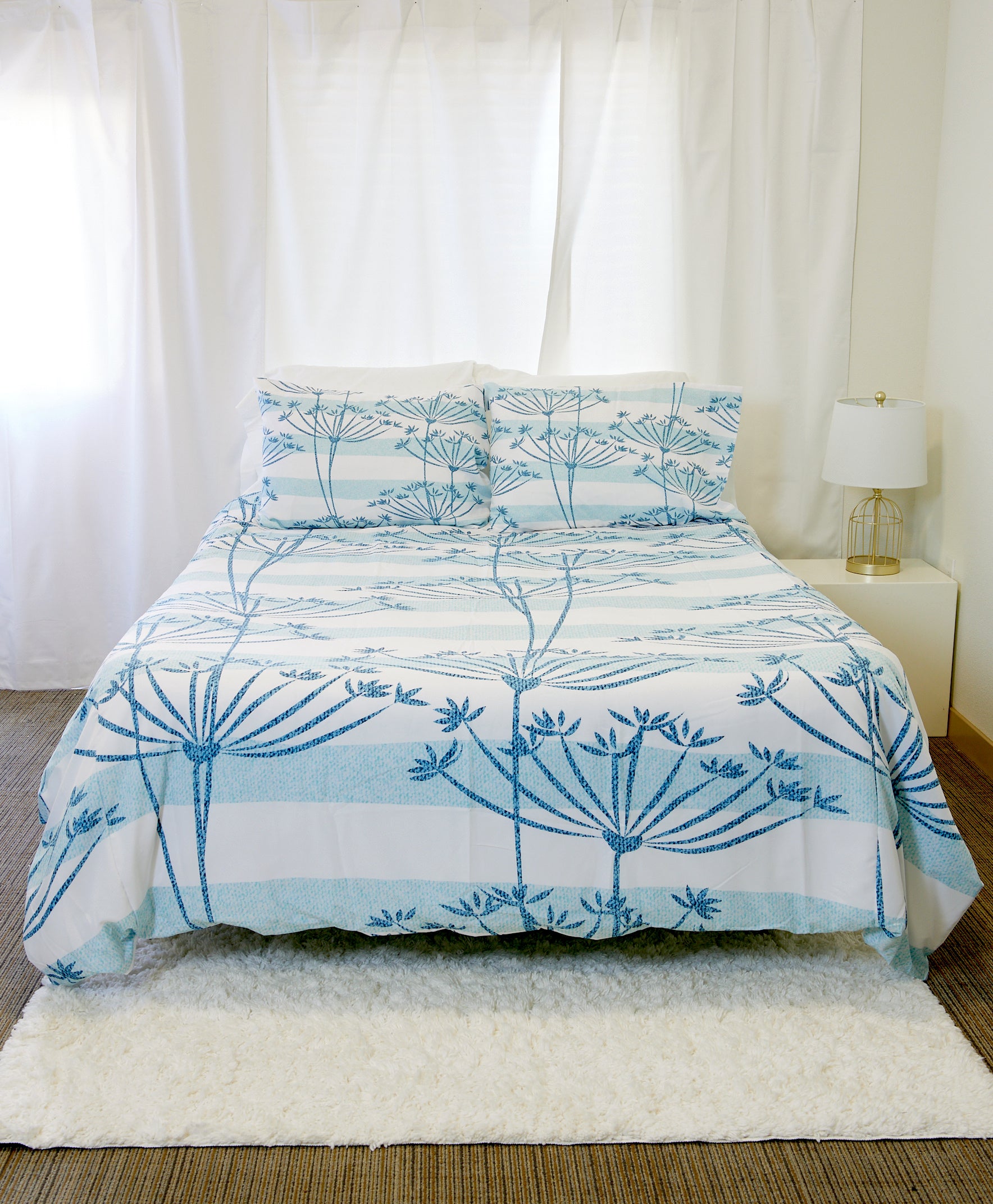 SquaredCharm Blue Umbrella Stripe Duvet Set - Calvin